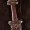 0116040802d_schwert_sword_wikinger_viking_isle_of_eigg_bronze-3 Wikingerschwert (Insel Eigg) mit Ledergriff, gehärtete Klinge