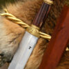 0116042100e_schwert_sword_geschwungener_griff_whriten_hilt_mittelalter_schwertscheide 'Writhen Hilt'-Schwert mit gewundenem Griff u. Scheide (Royal Armouries), 15. Jh