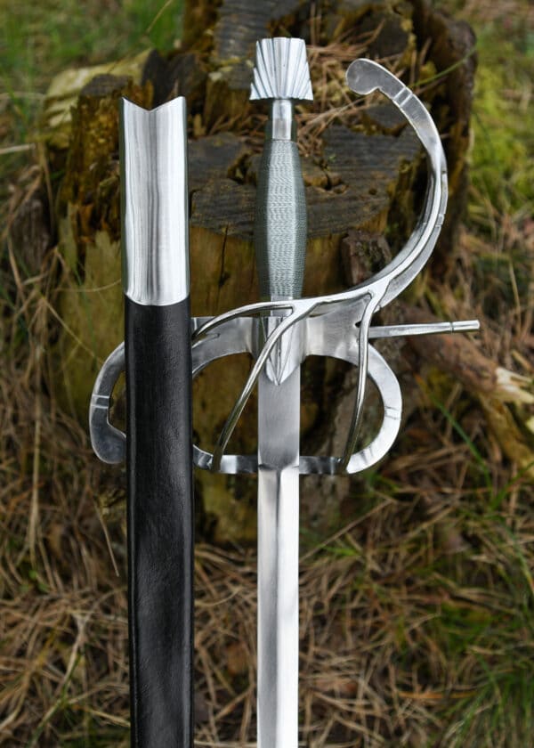 Renaissance Rapier mit geschwungenem Parier mit Lederscheide