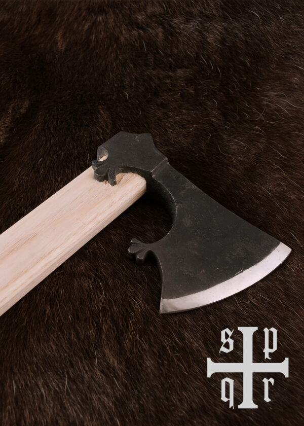 0464000250c_axt_wikingeraxt_rommunds_gotland_axe_mittelalter-2 Rommundova sekera, vikingská sekera z Gotlandu