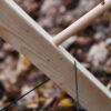 0612041300e_zielscheibenstaender_holz_bogenschiessen_mittelalter_dreibein Zielscheibenständer aus Holz