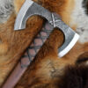 LARP vikingská dvojitá sekera Jorvak, polstrovaná zbraň, 42 cm