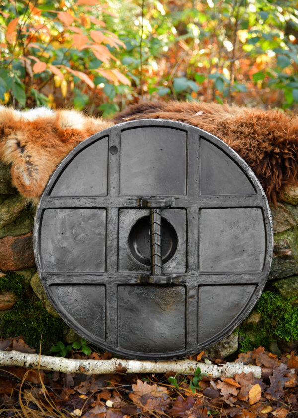 0901100100e_schild_larpschild_wikinger_skjaldar_larp_polsterschild_fantasy LARP vikingský štít Skjaldar, červený, 60 cm