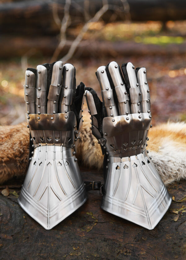 1016602300b_panzerhandschuhe_gotosch_handschuhe_stahl_ruestung_mittelalter-1 Gotische Panzerhandschuhe, Stahl
