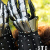 1064000061f_plattenhandschuhe_panzerhandschuhe_visby_schwarz_ruestung_mittelalter Stredoveké plátové rukavice, bitka pri Visby, 14. stor., hnedá