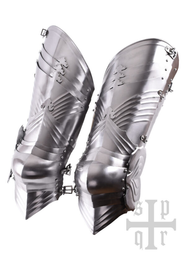 1064000111_gothic_leg_armour_plattenruestung_beinschutz_mittelalter_spqr Gotisches Beinzeug, 15. Jahrhundert