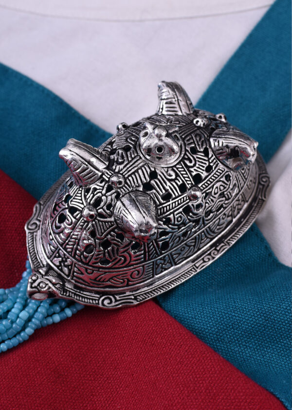 1400070600c_fibel_buckelfibel_pferdekopf_wikinger_schalenfibel_brooch-1 Wikinger Buckelfibel aus Birka mit Pferdeköpfen
