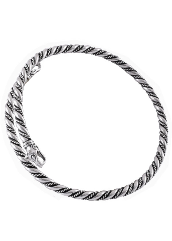 1400071500_armreif_oberarmreif_schmuck_wikinger_vikings Vikingský náramenník s vlčou hlavou