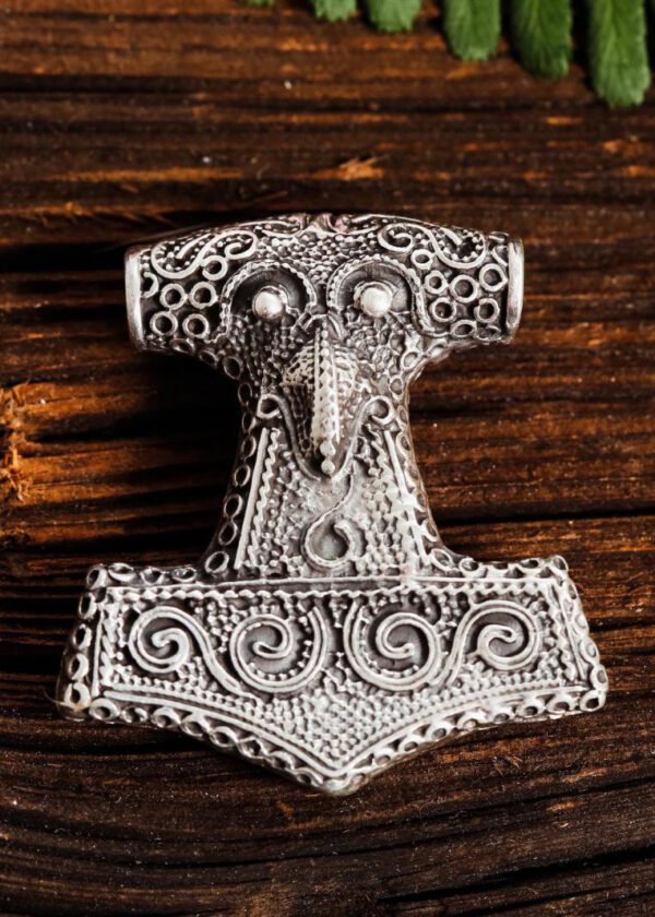 1404002800d_schmuck_thorshammer_aus_schonen_silber Thorshammer aus Schonen, Silber