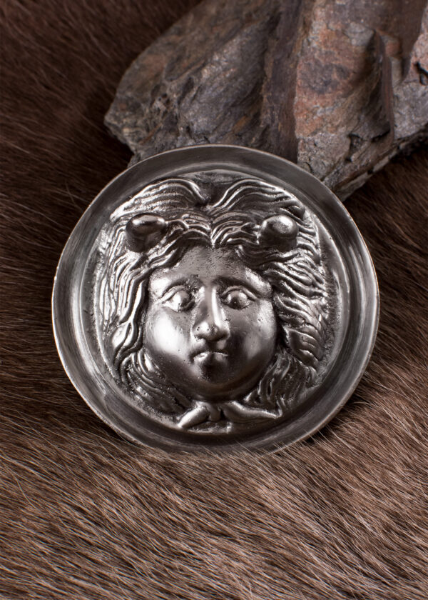 1416756200b_medusa_gorgon_schnalle_buckle_schmuck_mittelalter Grosse Römische Phalera, Gorgone Medusa, verzinntes Messing