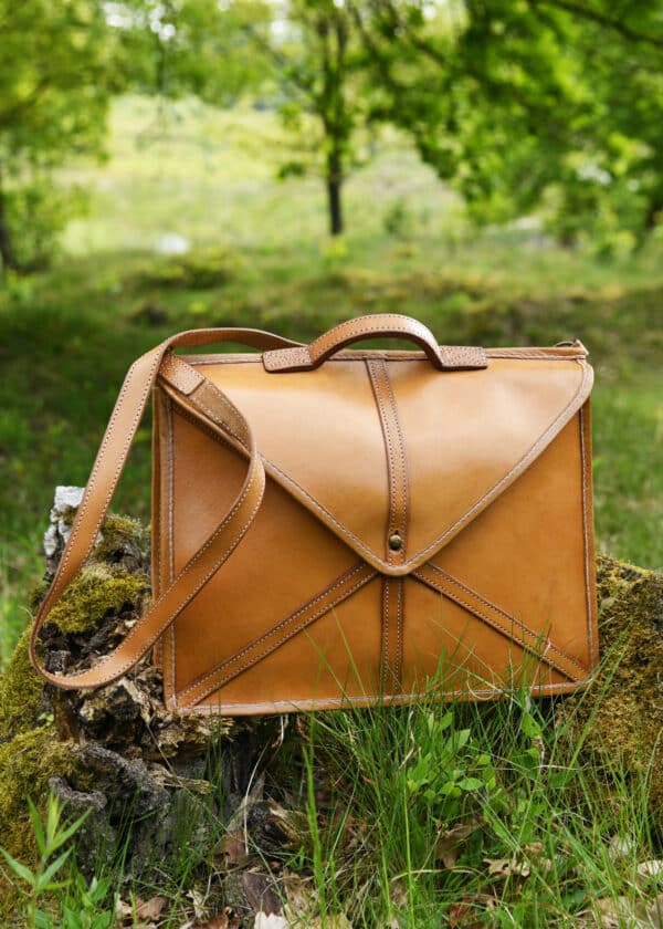 Römische Ledertasche, Pera