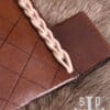Mittelalterliche Ledertasche, 14. Jahrhundert, Braun