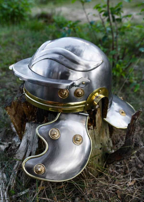 Römischer Legionärshelm