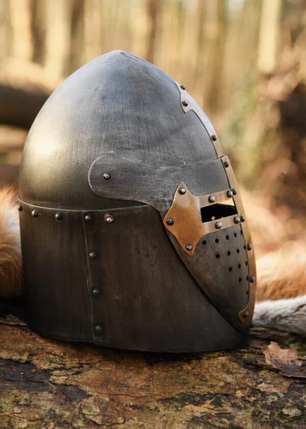Topfhelm mit klappbarem Visier, 1,6 mm Stahl, Antikfinish