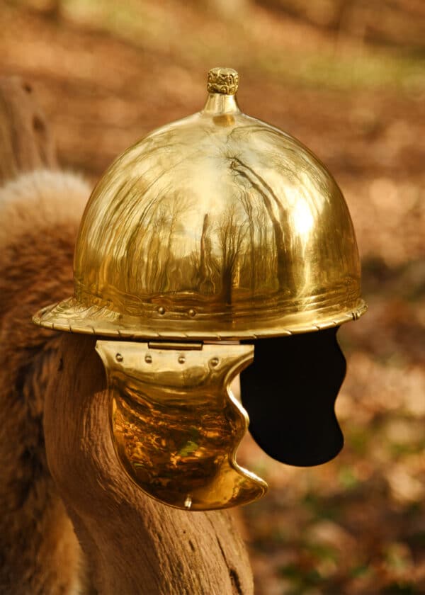 Republikanischer Montefortino Helm, Typ - A -, Messing