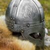 Vikingská okuliarová prilba s koženou vložkou, 10. storočie, 1,6 mm oceľ