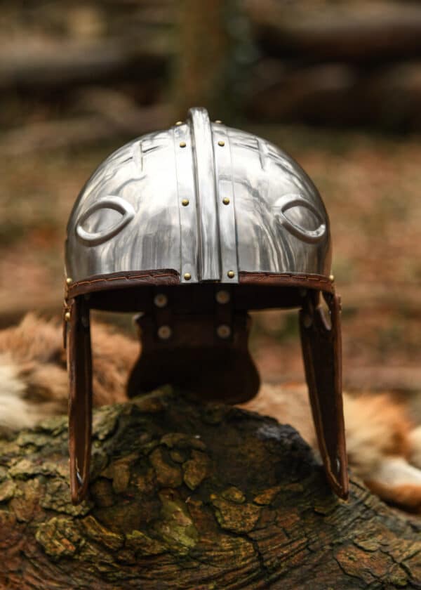 Römerhelm Intercisa II, Stahl