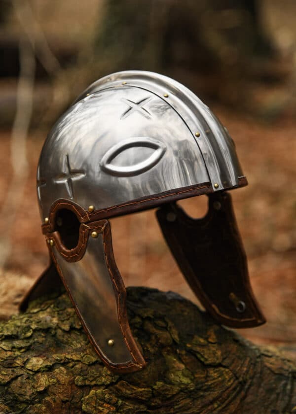 Römerhelm Intercisa II, Stahl