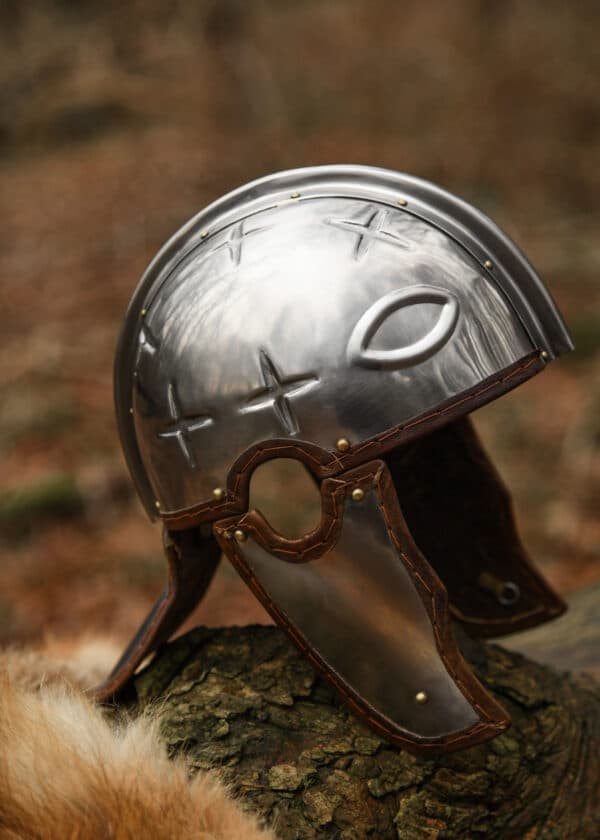 Römerhelm Intercisa II, Stahl