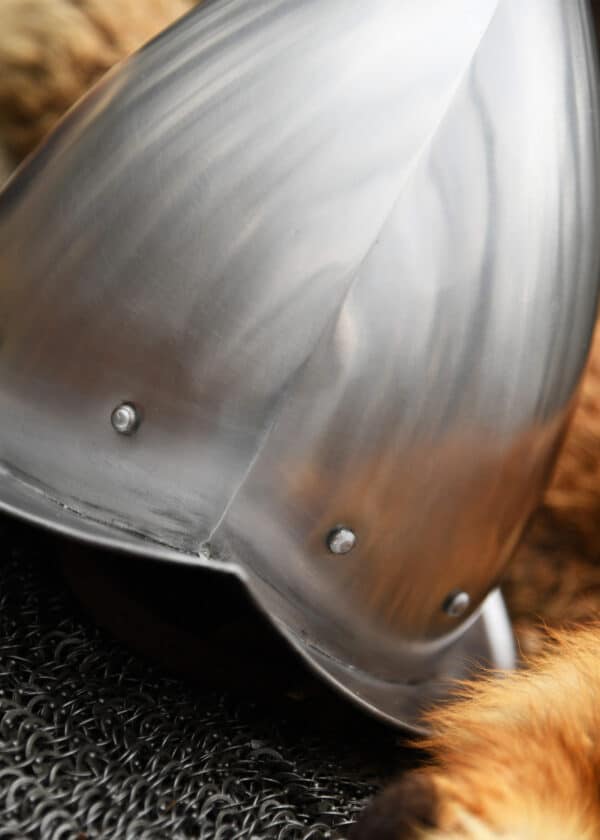 Spitzer Morion Helm mit Lederinlet