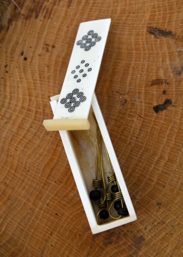 Krabička z kosti, 10 cm