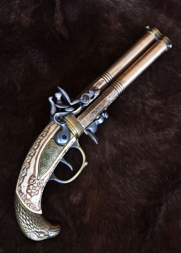 Dreiläufige Steinschloss-Pistole, Augsburg 1775, Messing, Replik