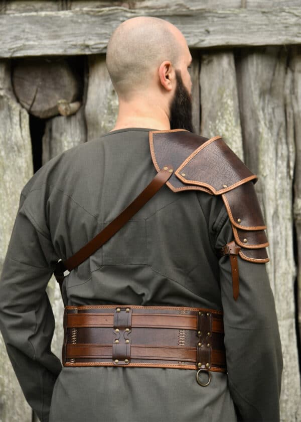 Leder Schulterschutz Arnulf, braun