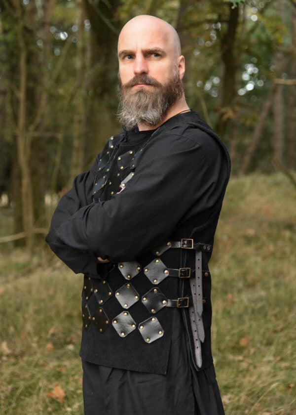 Wildleder Torso Rüstung Vares, schwarz