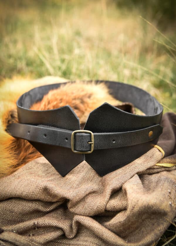 Stredoveký bedrový opasok z kože, čierny