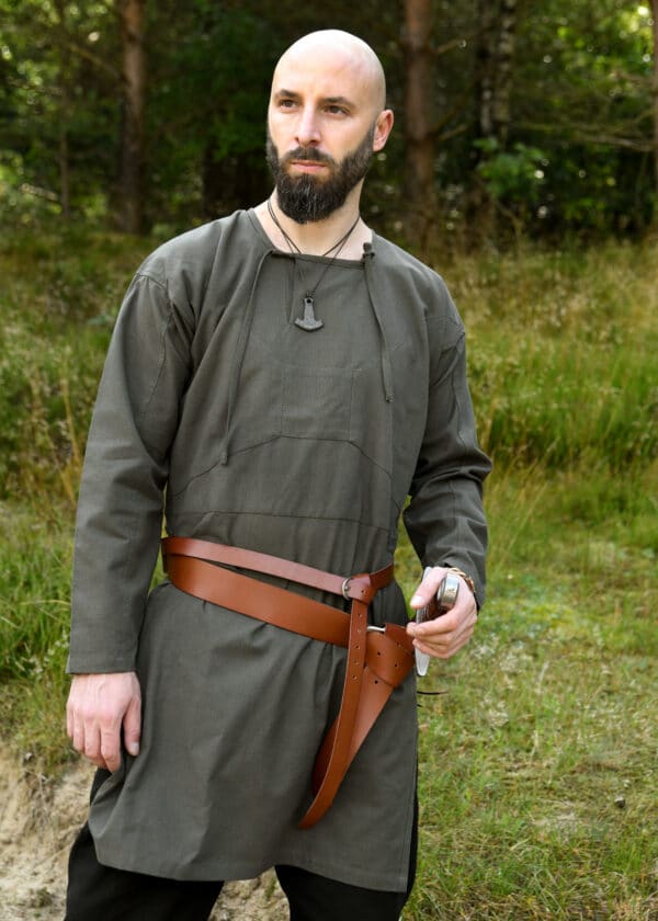 Hochmittelalter Schwertgürtel, Rechtshänder