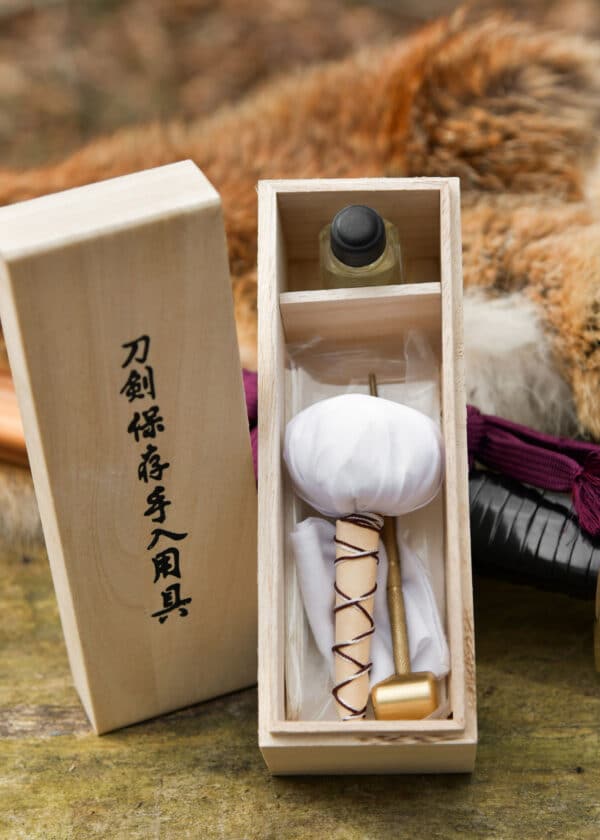 Súprava na údržbu japonského meča