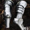 Gotisches Armzeug, 16. Jh., 1,6 mm Stahl, Paar