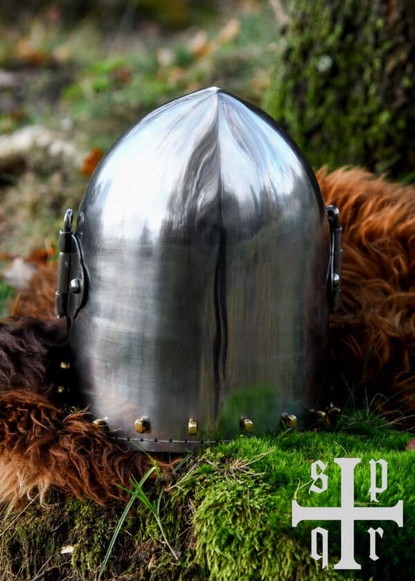 Hundsgugel, Mittelalter-Helm, ca. 1370, 1,6 mm Stahl