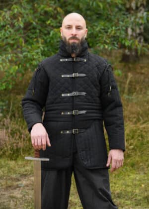 Dlhý gambeson s prackami a odnímateľnými rukávmi, čierny