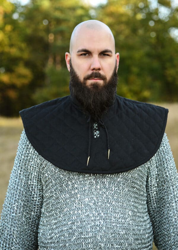 Polstrovaný golier