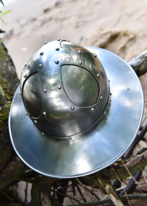 Eisenhut mit Wangenklappen, 1,6 mm Stahl