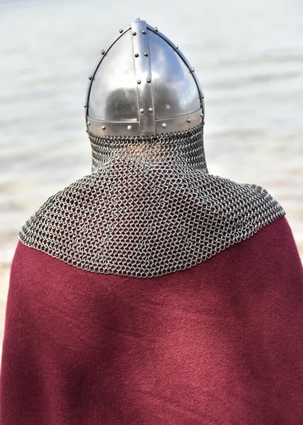 Vendelzeitlicher Spangenhelm mit Kettenbrünne, schaukampftauglich
