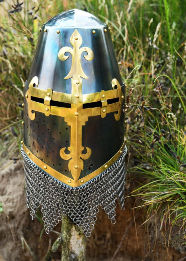 Topfhelm der Rieter von Kornburg, Nürnberg um 1375, 1,6 mm Stahl