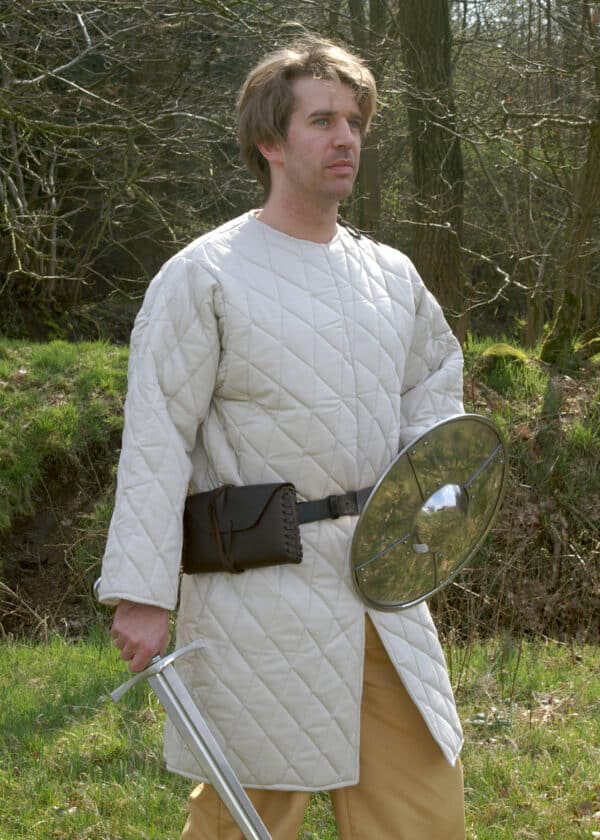 Dlhý gambeson, prírodný